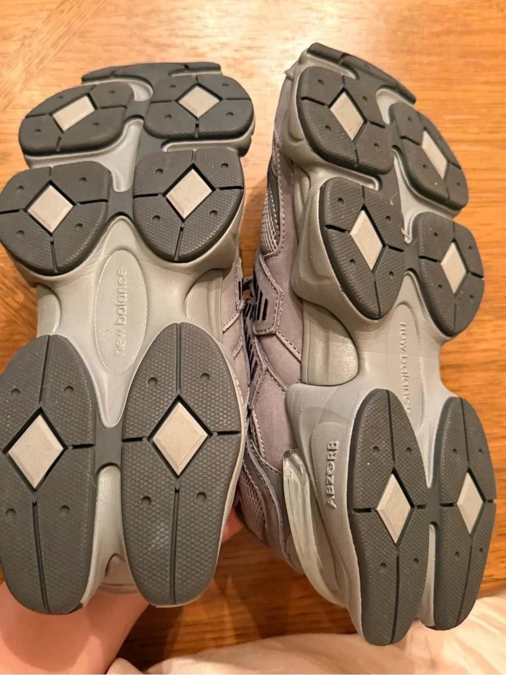 New Balance 9060 Shadow Grey U9060ZGB Women’s 8 / Men’s 6.5